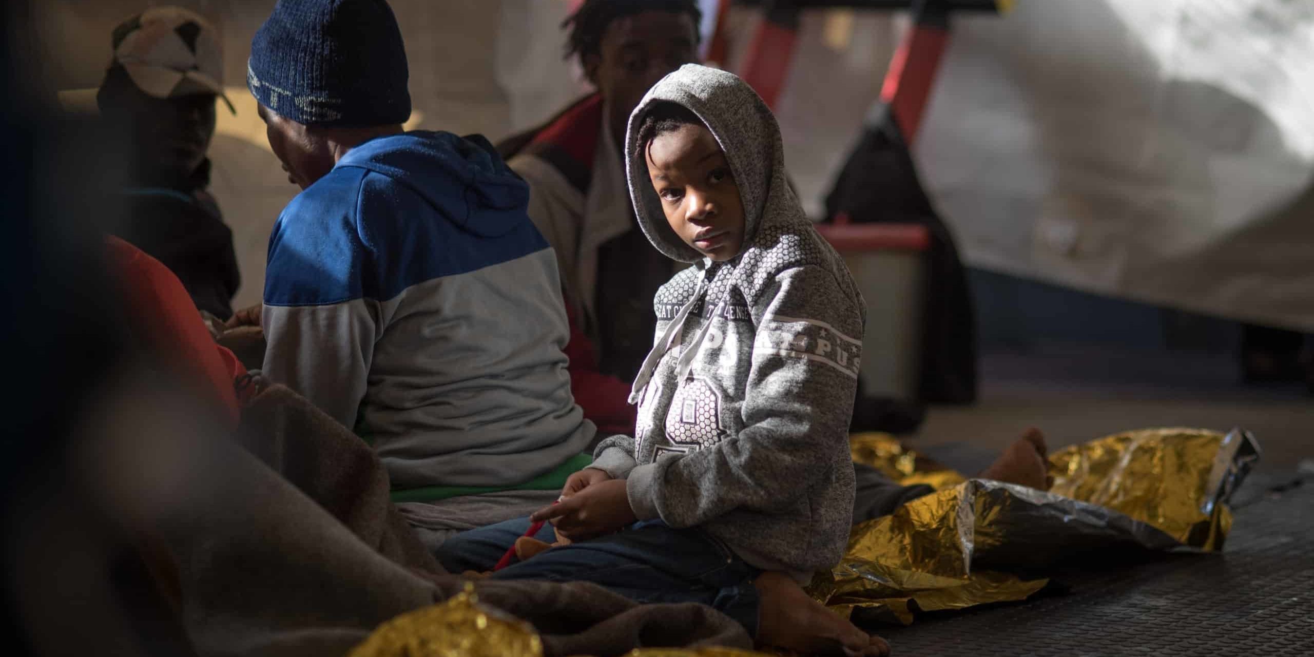 Gäste an Bord der Sea-Watch 3 warten auf Zuweisung eines sicheren Hafens (c) Chris Grodotzki/Sea-Watch