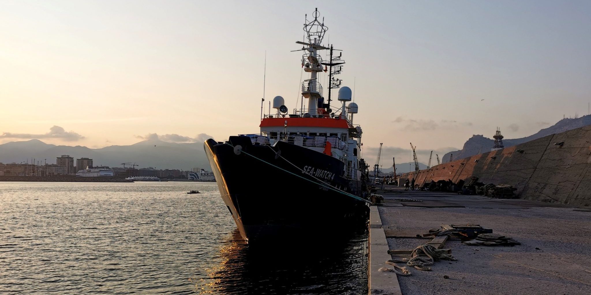 5baee064-8786-4c76-84b0-d0f2bb90902f