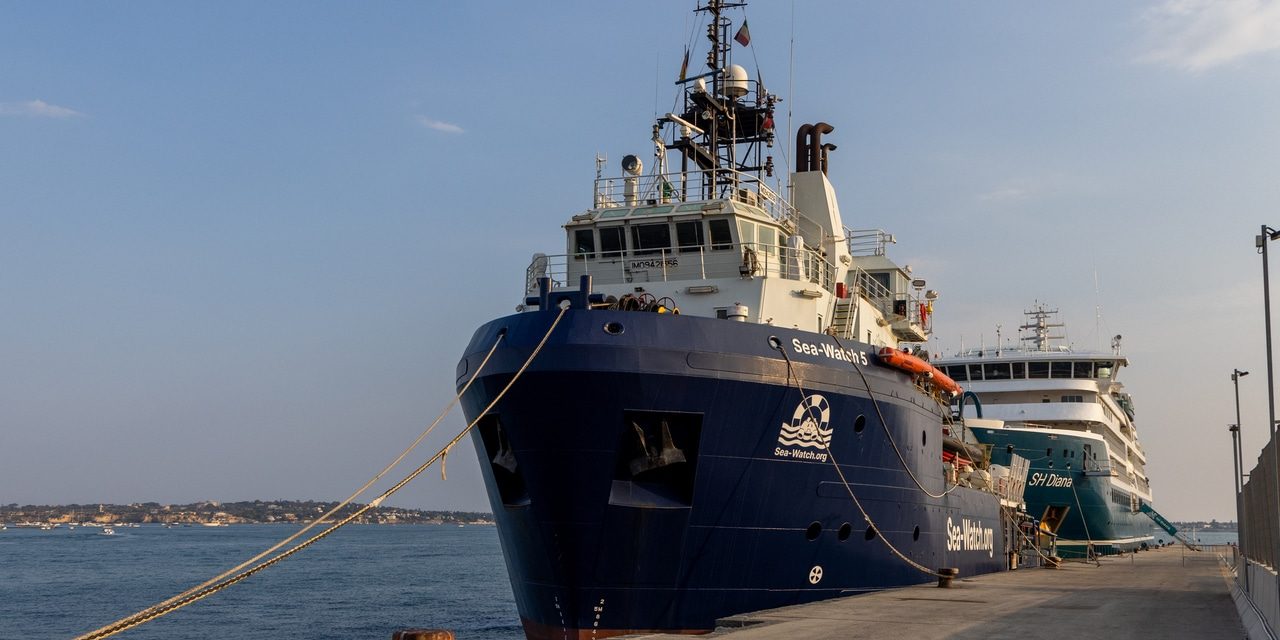 240825_AlessioCassaro_ShipOutside-1969