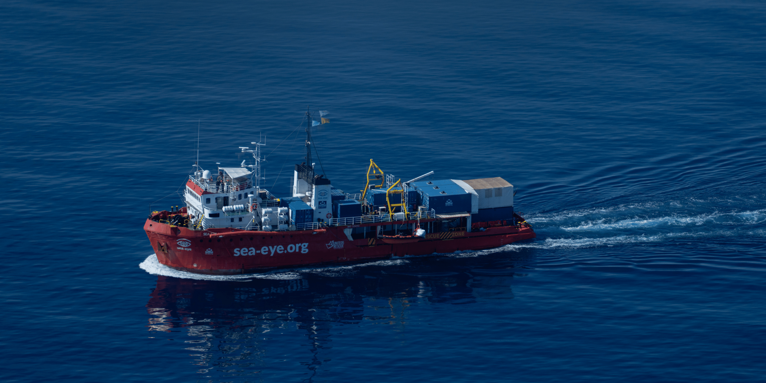 Foto: EdithGeuppert SEA-EYE 4 aus der Luft