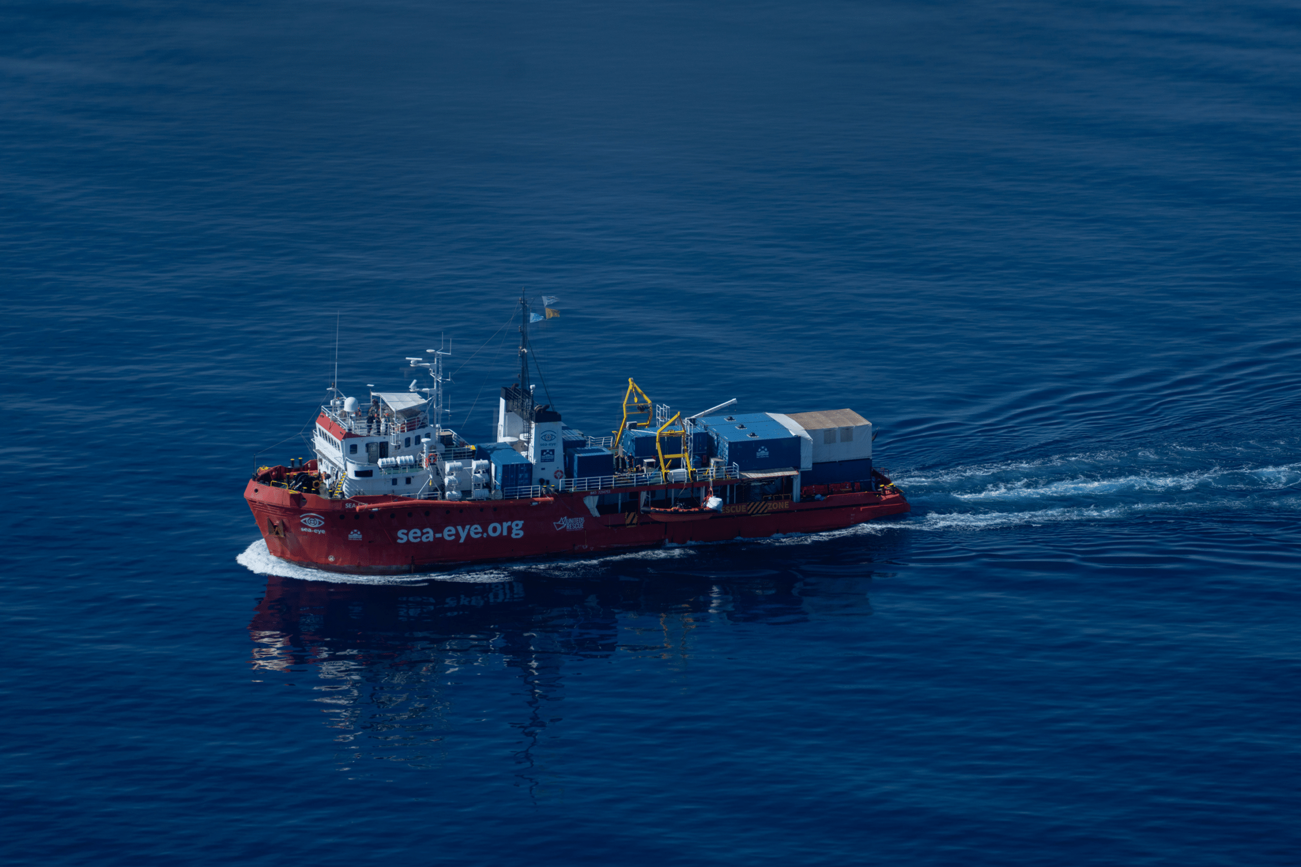 SEA-EYE 4 aus der Luft